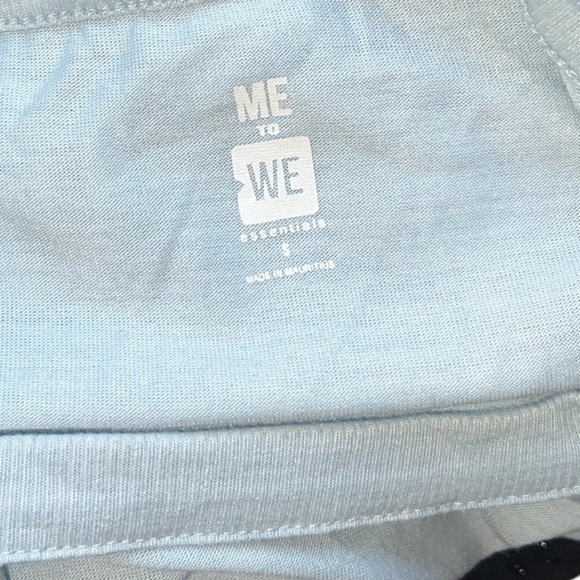 ME TO WE Womens light blue top v-neck short sleeves size S - Picture 5 of 5